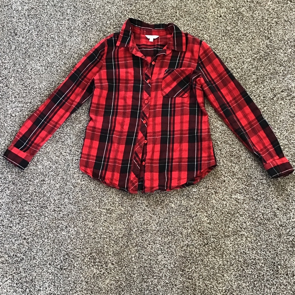 🐾 Time and Tru Red and Black Plaid Shirt Sz M